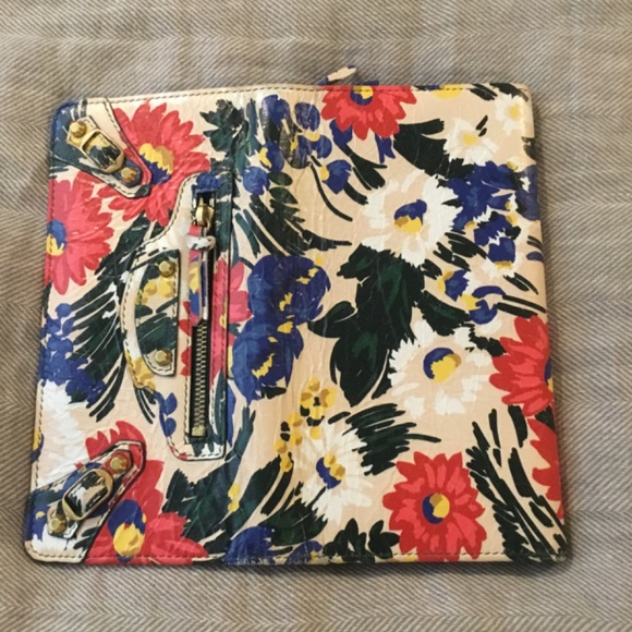 Authentic Balenciaga Wallet. - Picture 4 of 5